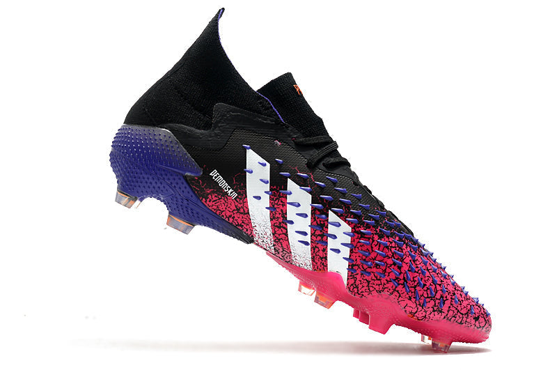 Chuteira Adidas Predator Freak.1 FG