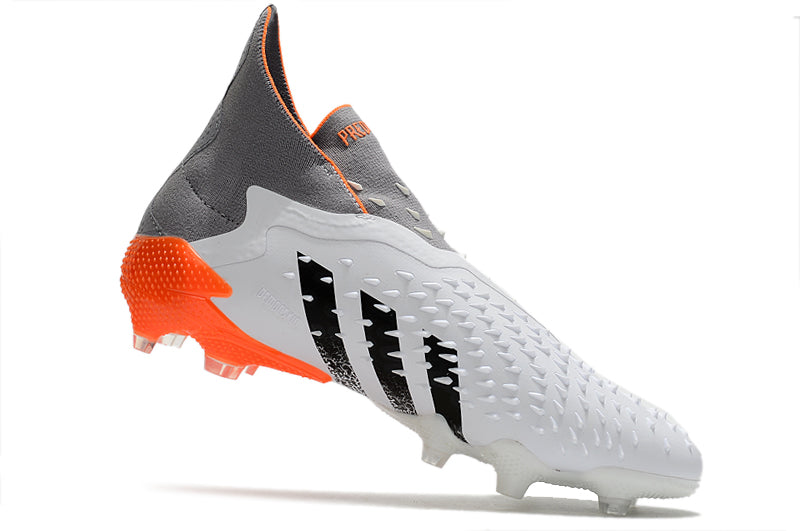 Chuteira Adidas Predator Freak +FG