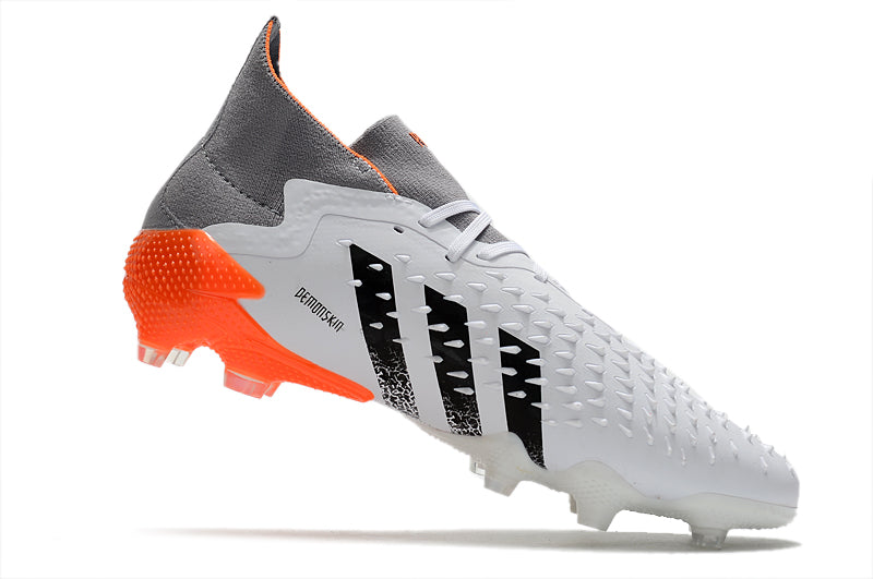 Chuteira Adidas Predator Freak.1 FG