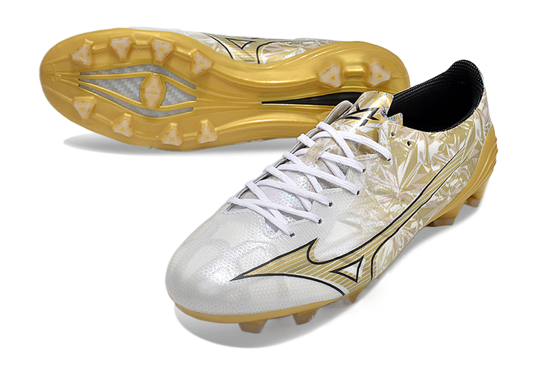 Chuteira Mizuno Alpha FG Amarelo Dourado