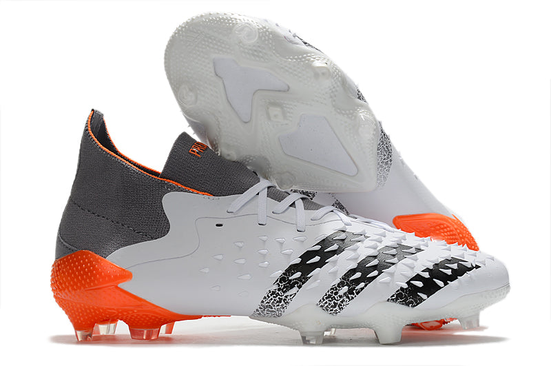 Chuteira Adidas Predator Freak.1 FG