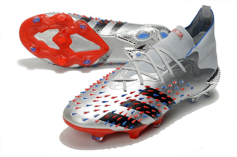 Chuteira Adidas Predator Freak.1 FG Campo