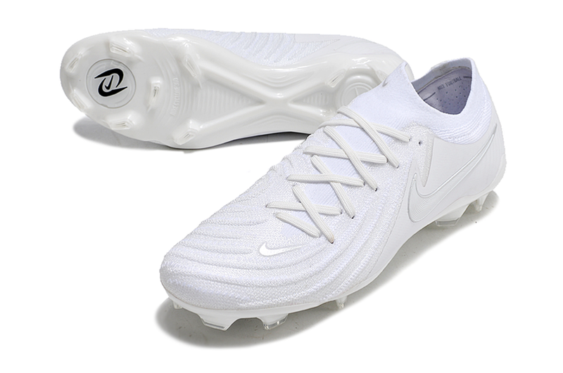 Chuteira Nike Campo Phantom GX2 Elite LV8 FG