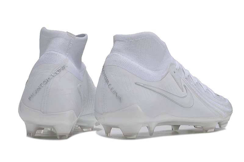 Chuteira Nike Phantom Luna Elite NU FG Campo